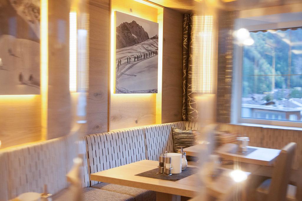 Fruehstueckspension Astoria Solden Ngoại thất bức ảnh